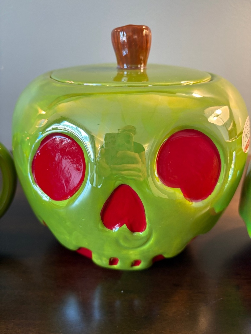BNWT Disney Villains Poison Apple Cookie Jar Halloween Evil Queen Snow White